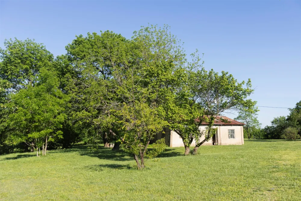 3183 Harrell Road Howe, TX 75459