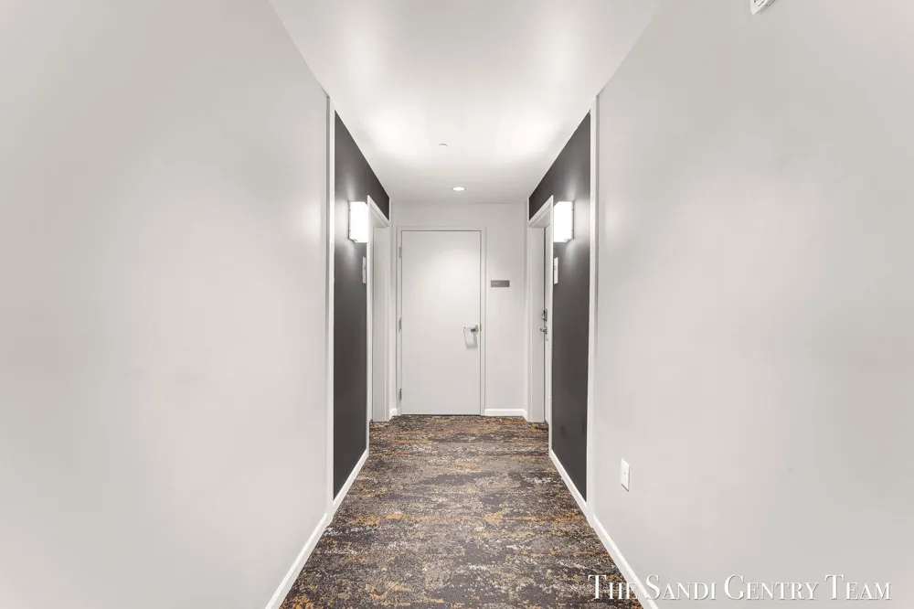 110 W Savidge Street #302 Spring Lake Village, MI 49456