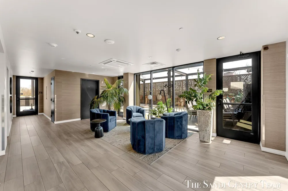 110 W Savidge Street #302 Spring Lake Village, MI 49456