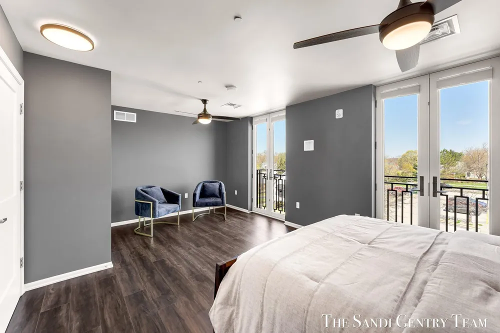 110 W Savidge Street #302 Spring Lake Village, MI 49456