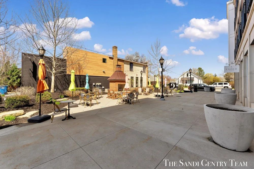 110 W Savidge Street #302 Spring Lake Village, MI 49456