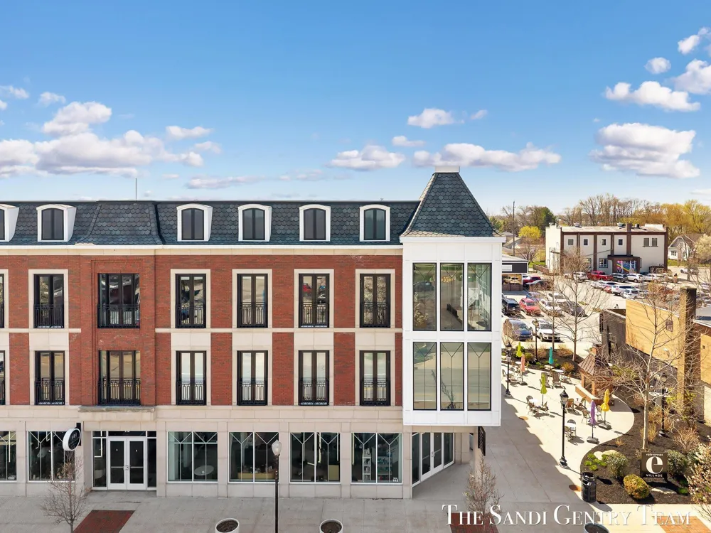 110 W Savidge Street #302 Spring Lake Village, MI 49456