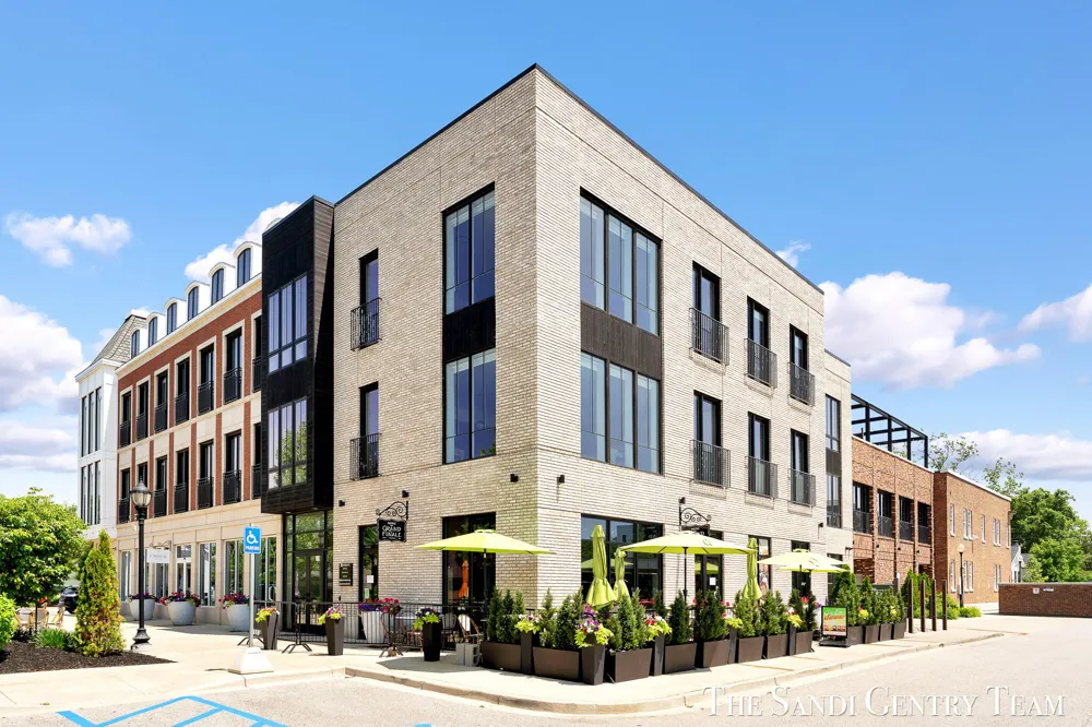 110 W Savidge Street #302 Spring Lake Village, MI 49456