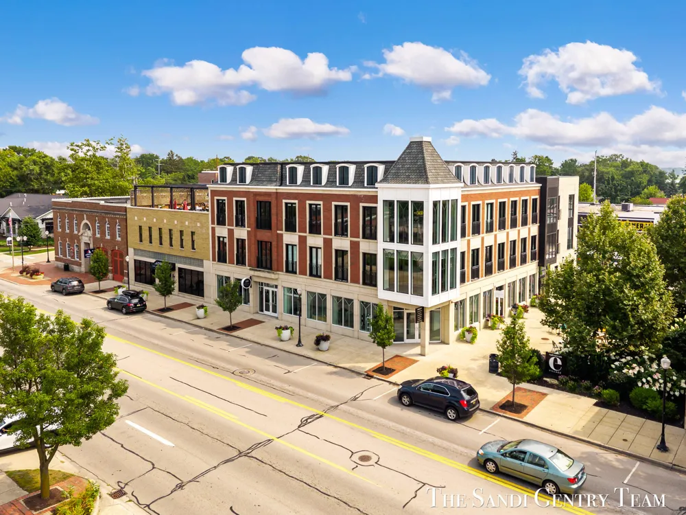 110 W Savidge Street #302 Spring Lake Village, MI 49456