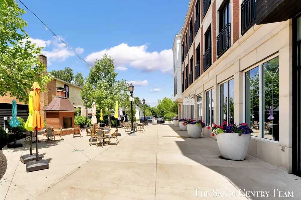 110 W Savidge Street #302 Spring Lake Village, MI 49456