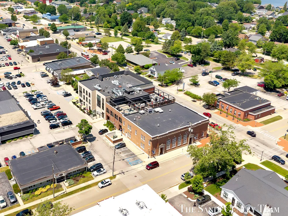 110 W Savidge Street #302 Spring Lake Village, MI 49456