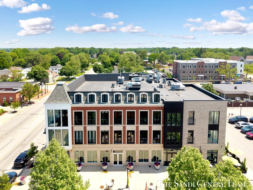 110 W Savidge Street #302 Spring Lake Village, MI 49456