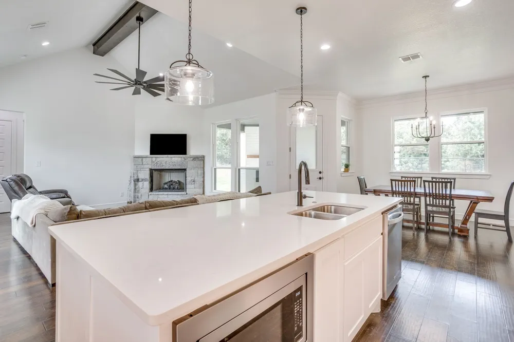 1057 Resolute Road Millsap, TX 76066