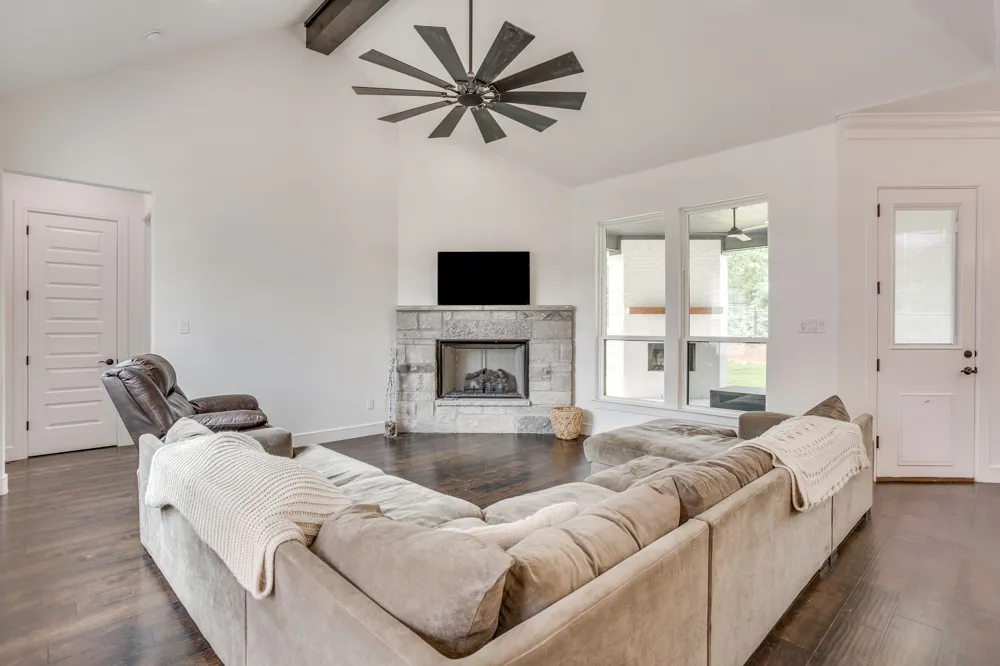 1057 Resolute Road Millsap, TX 76066