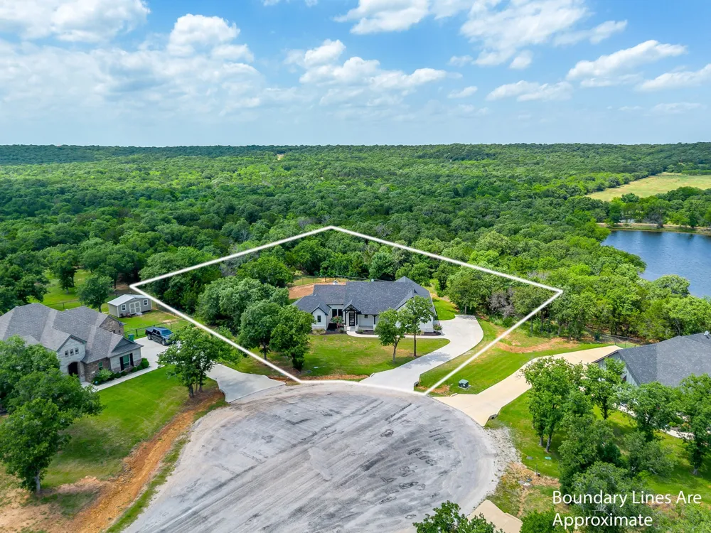 1057 Resolute Road Millsap, TX 76066