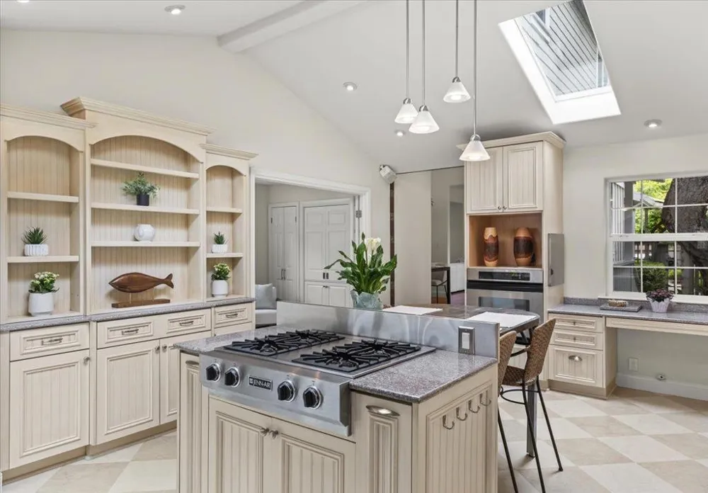 494 GROVE ACRE AVENUE Pacific Grove, CA 93950