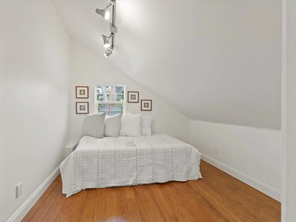 494 GROVE ACRE AVENUE Pacific Grove, CA 93950