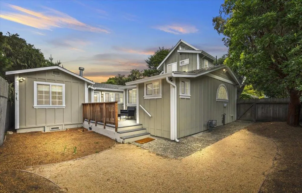 494 GROVE ACRE AVENUE Pacific Grove, CA 93950