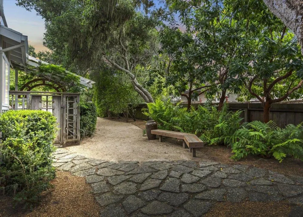 494 GROVE ACRE AVENUE Pacific Grove, CA 93950