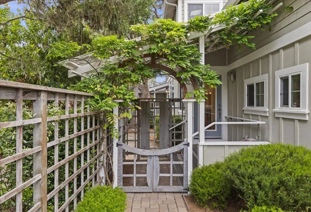 494 GROVE ACRE AVENUE Pacific Grove, CA 93950