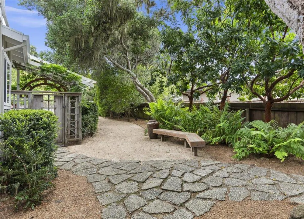 494 GROVE ACRE AVENUE Pacific Grove, CA 93950