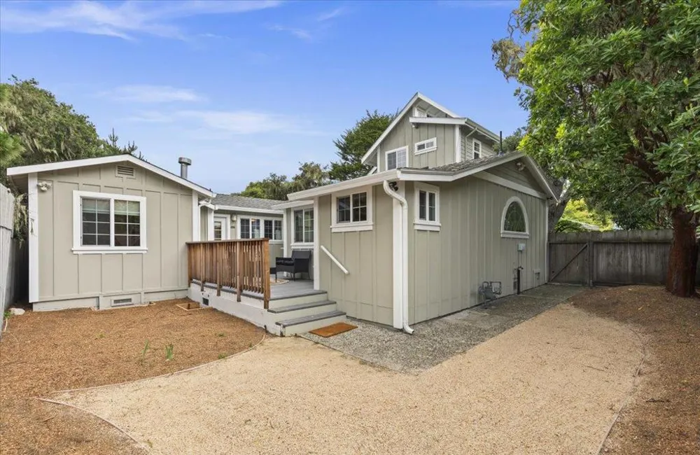 494 GROVE ACRE AVENUE Pacific Grove, CA 93950