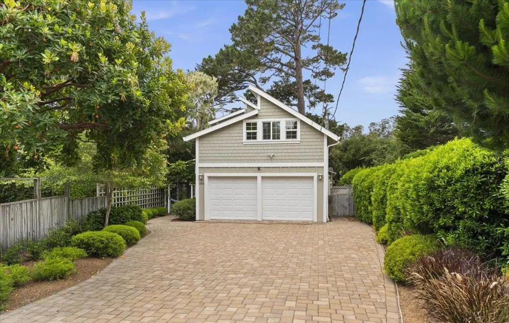 494 GROVE ACRE AVENUE Pacific Grove, CA 93950