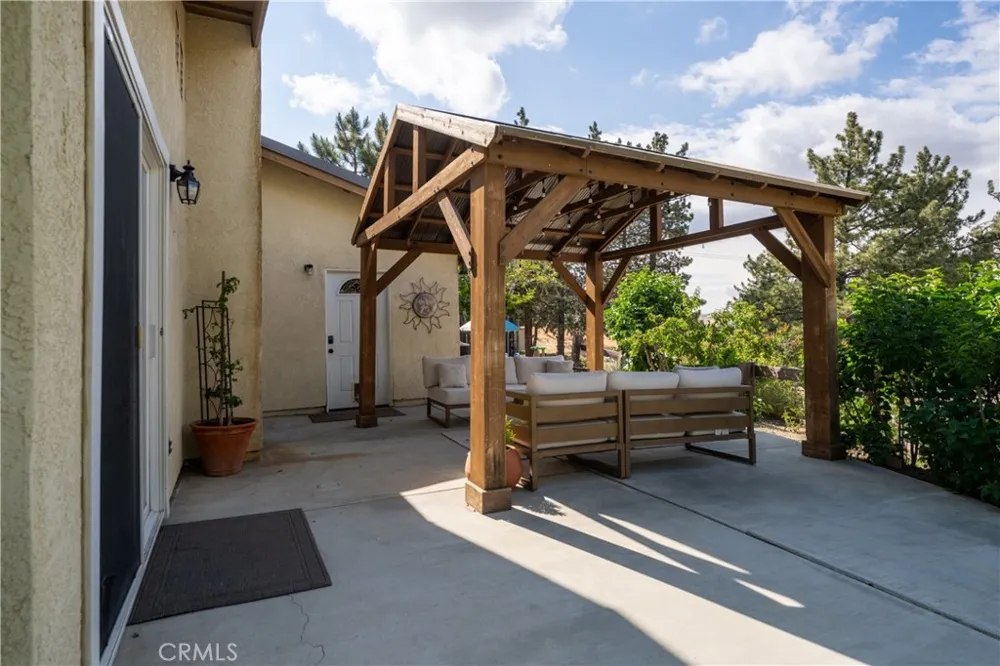40002 97th W Leona Valley, CA 93551