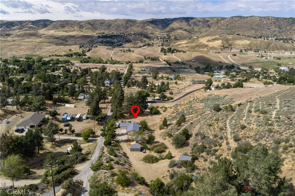 40002 97th W Leona Valley, CA 93551