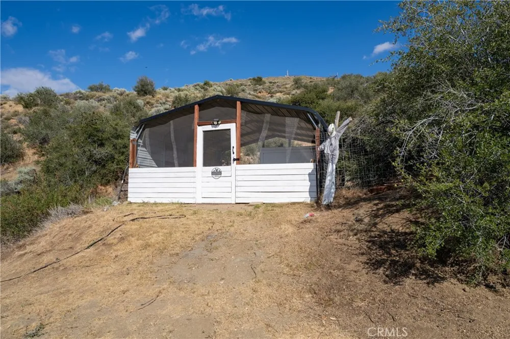 40002 97th W Leona Valley, CA 93551