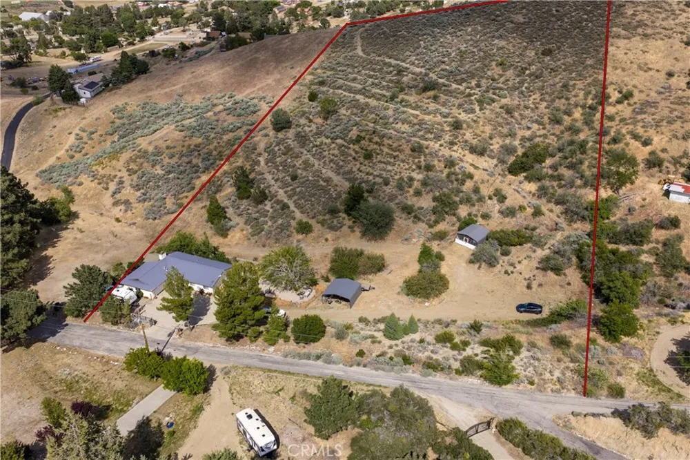 40002 97th W Leona Valley, CA 93551