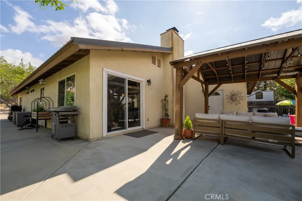 40002 97th W Leona Valley, CA 93551