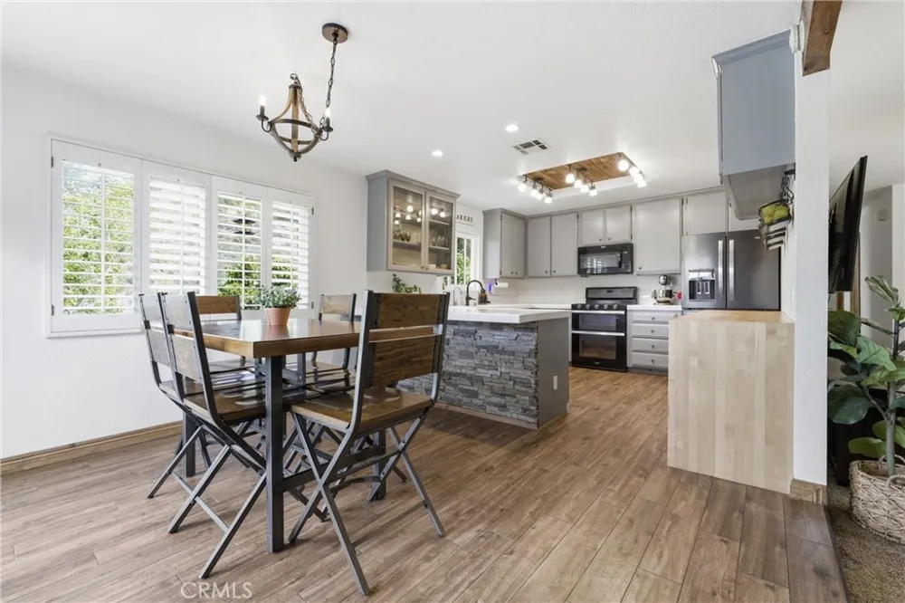 40002 97th W Leona Valley, CA 93551