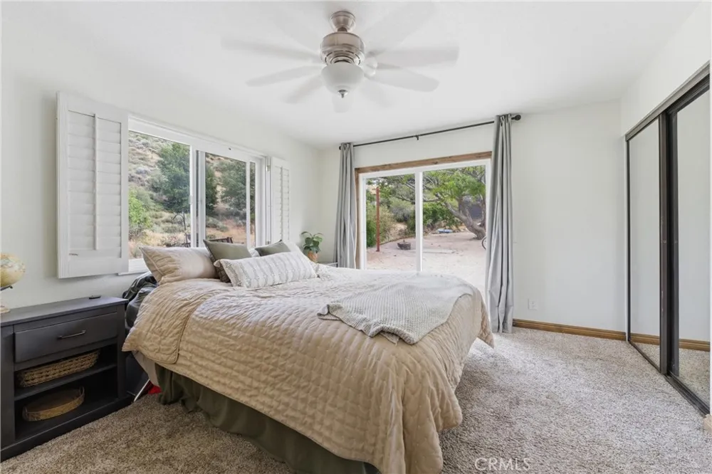 40002 97th W Leona Valley, CA 93551