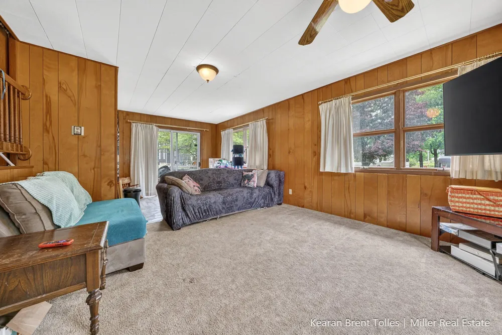 527 Boltwood Street Hastings, MI 49058