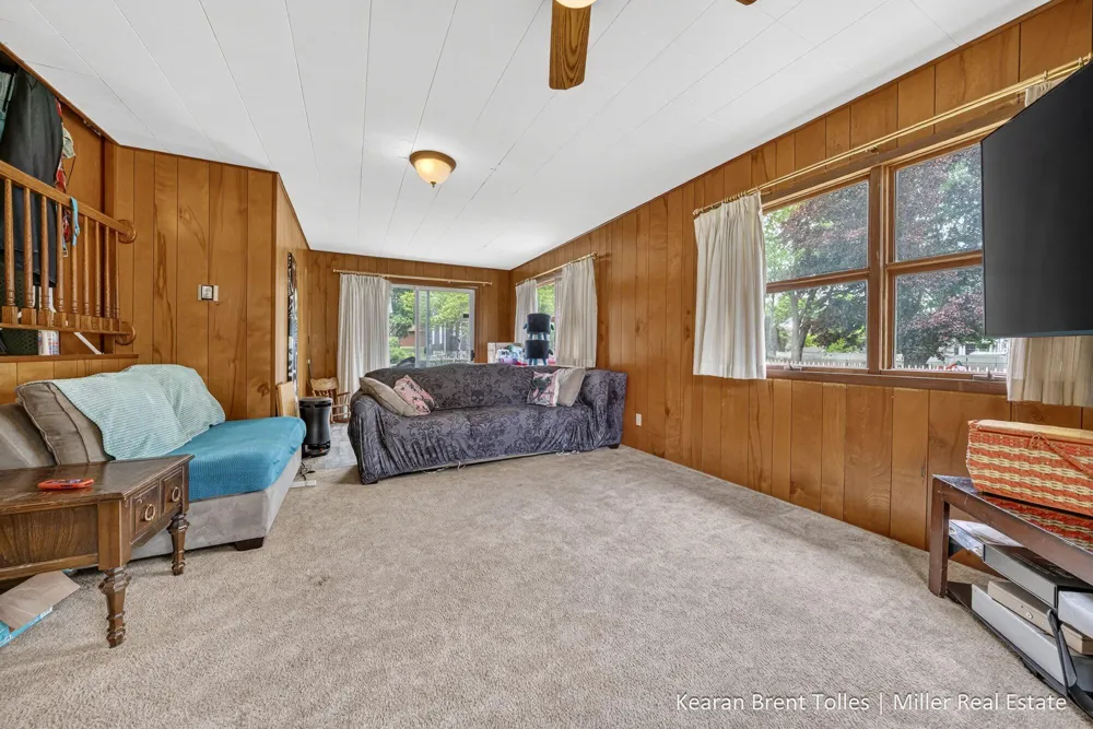 527 Boltwood Street Hastings, MI 49058