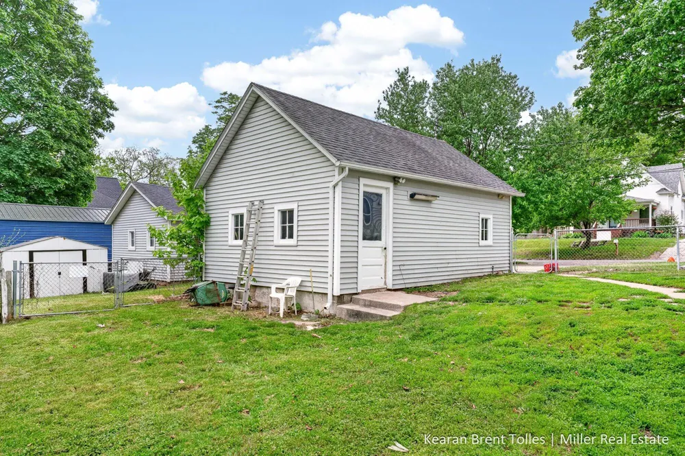 527 Boltwood Street Hastings, MI 49058