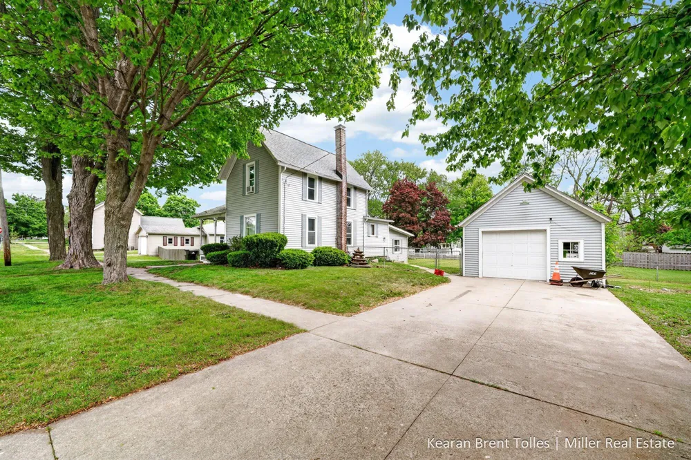 527 Boltwood Street Hastings, MI 49058