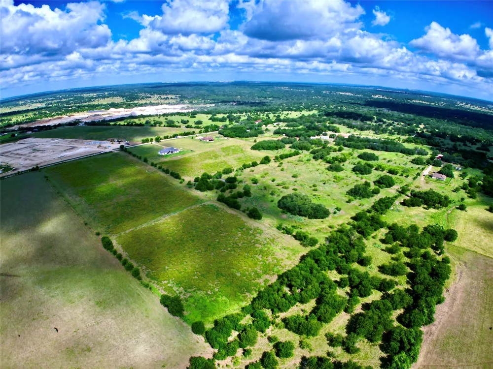 CR 307 Jarrell, TX 76537