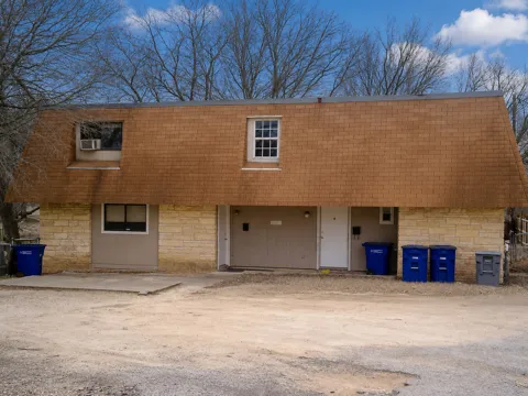 6257 Manor Road #B