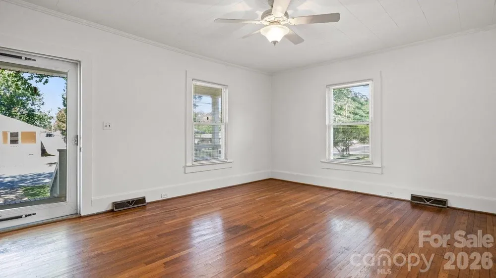 110 Globe Street Mount Holly, NC 28120