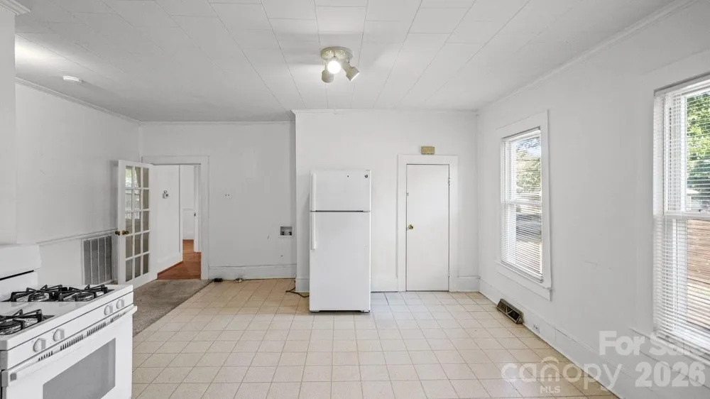 110 Globe Street Mount Holly, NC 28120