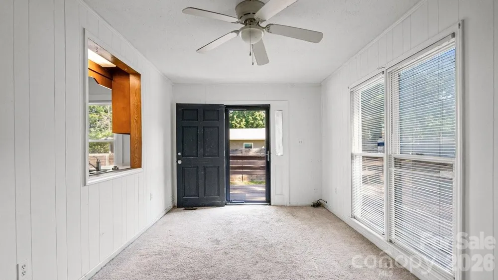 110 Globe Street Mount Holly, NC 28120