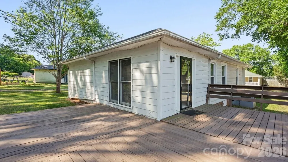 110 Globe Street Mount Holly, NC 28120