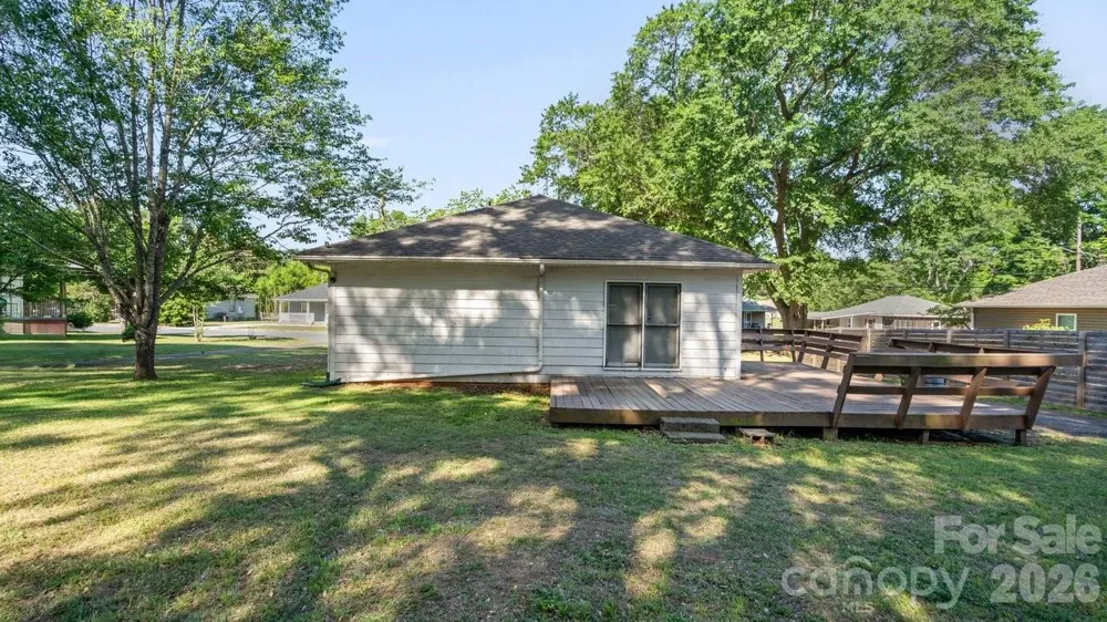 110 Globe Street Mount Holly, NC 28120