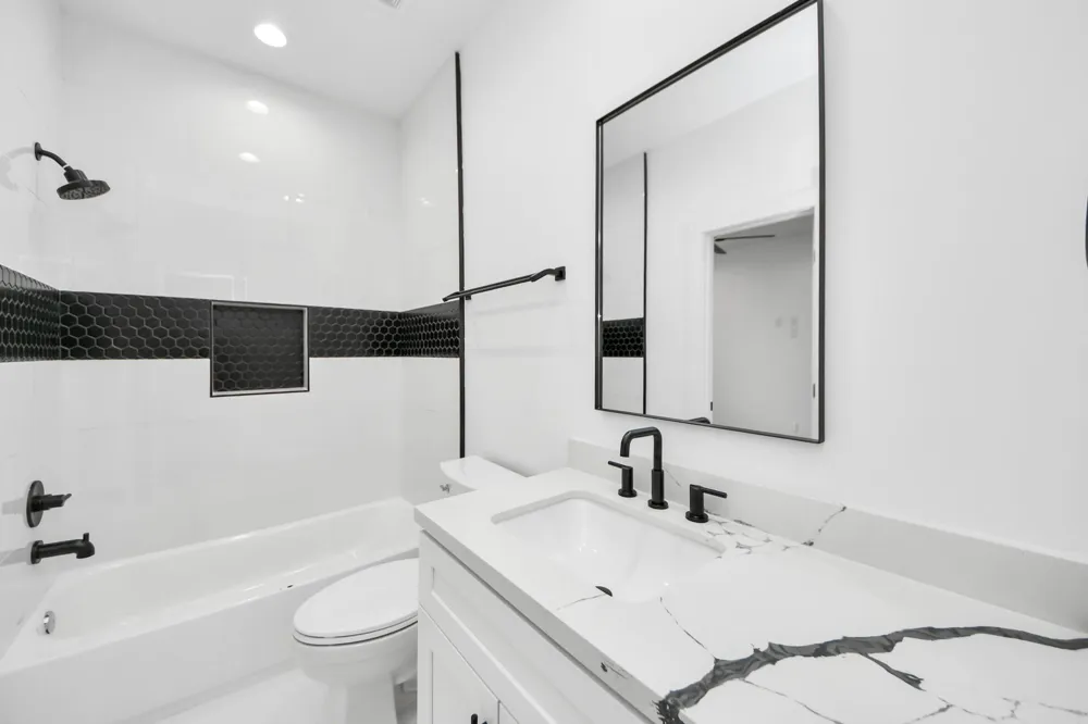 5029 Broom Street #C Houston, TX 77091
