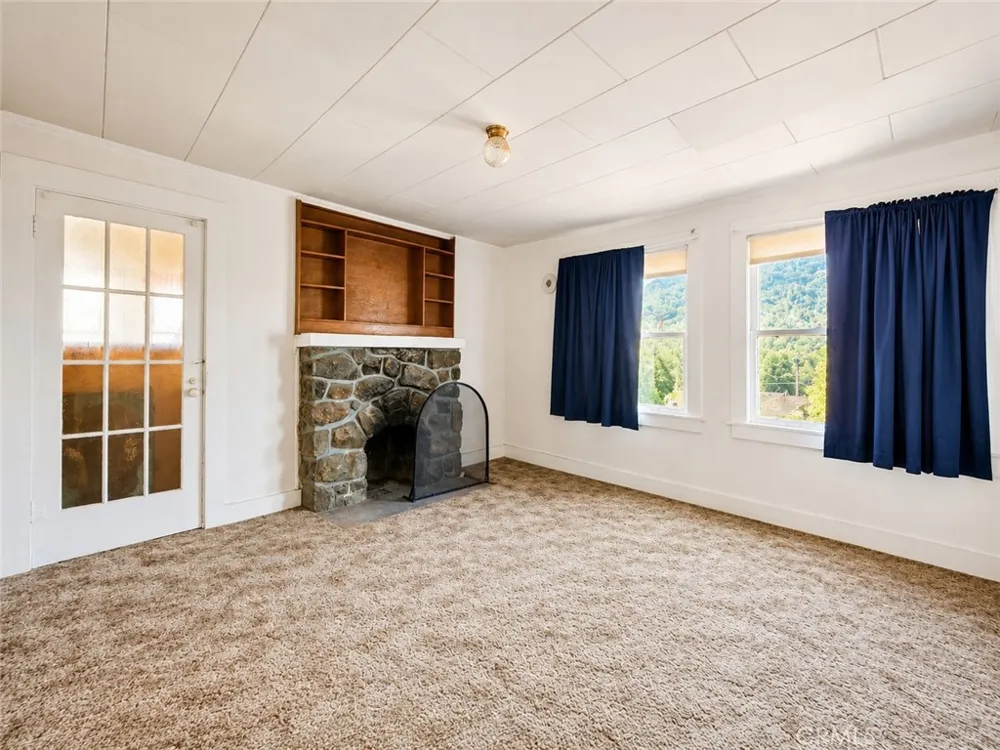 637 Catalina Frazier Park, CA 93225