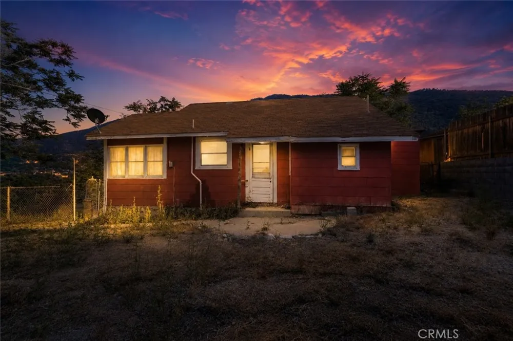 637 Catalina Frazier Park, CA 93225