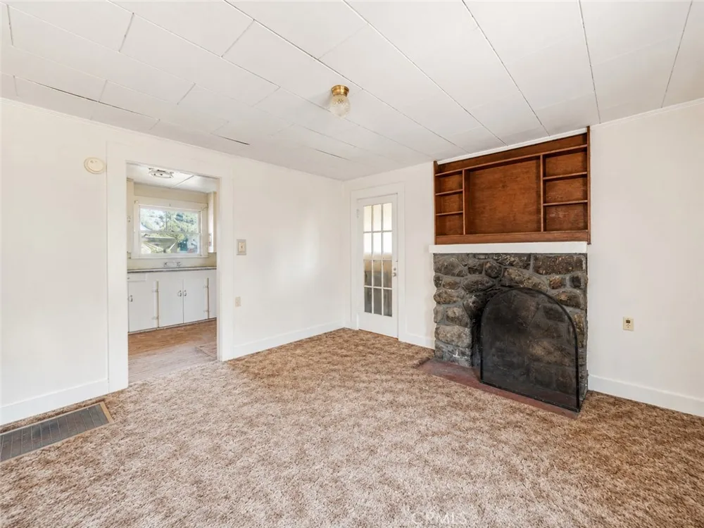 637 Catalina Frazier Park, CA 93225