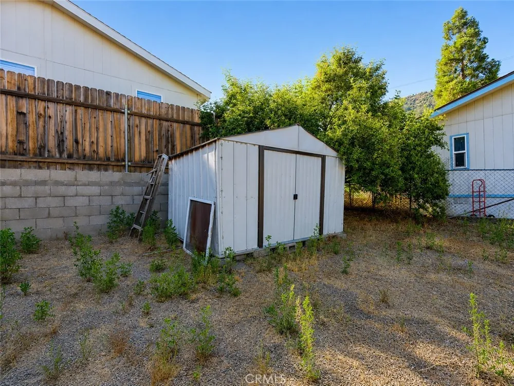 637 Catalina Frazier Park, CA 93225