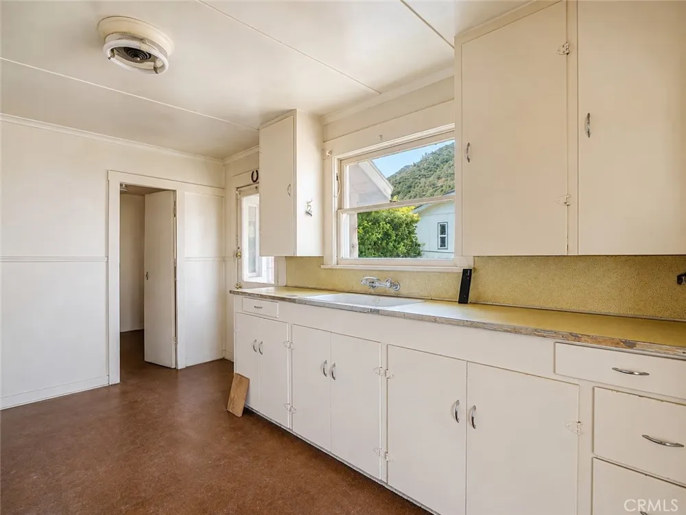 637 Catalina Frazier Park, CA 93225