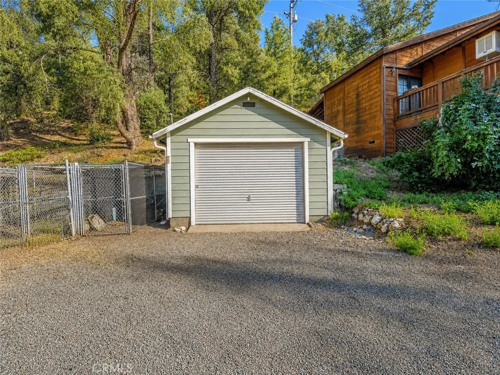 4013 Encino Frazier Park, CA 93225