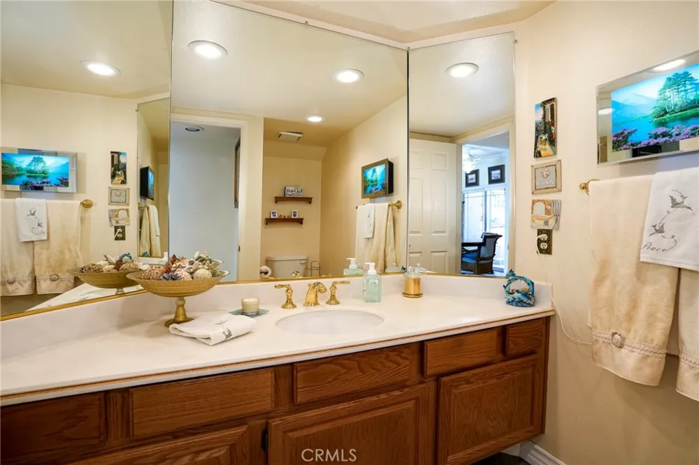 334 Country Club #C Simi Valley, CA 93065