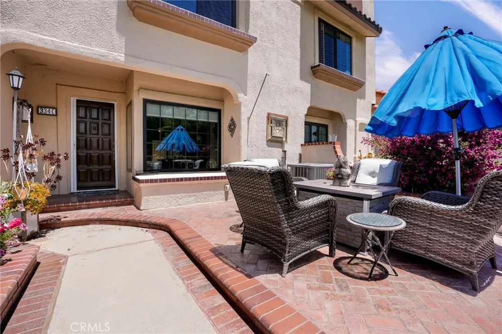 334 Country Club #C Simi Valley, CA 93065