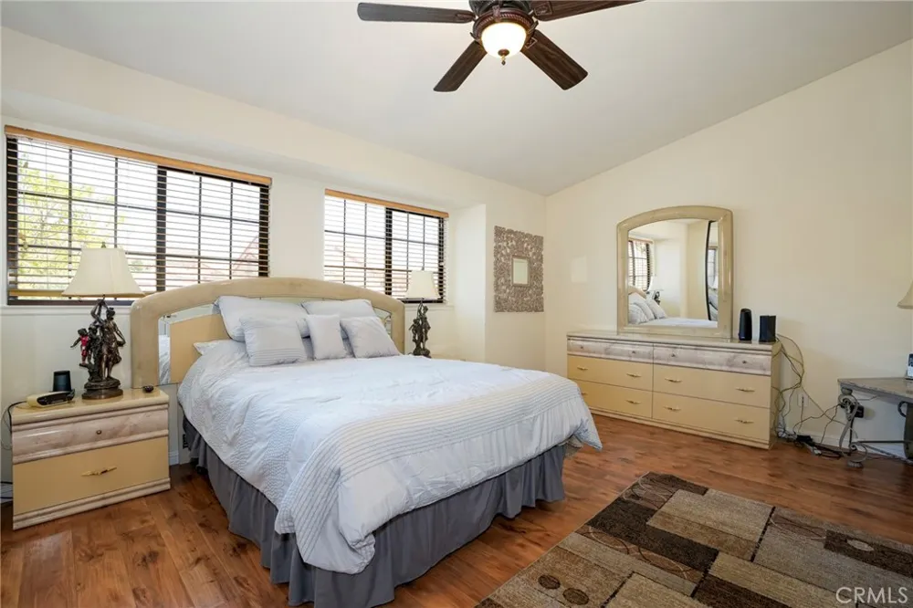 334 Country Club #C Simi Valley, CA 93065